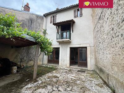 Maison - 137 m² - 6 pièces