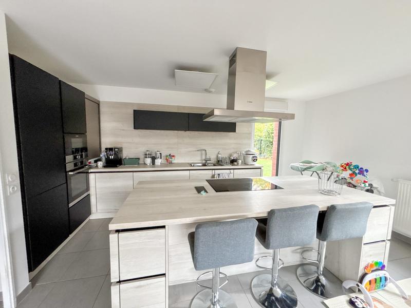 Maison - 101 m² - 5 pièces