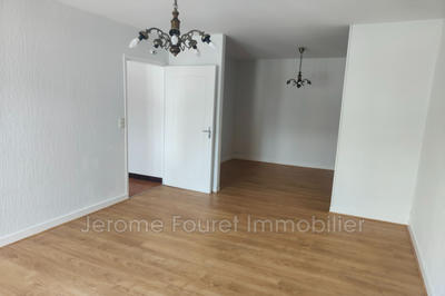 Appartement - 92 m² - 4 pièces