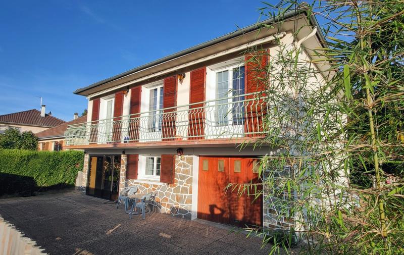 Maison - 143 m² - 7 pièces