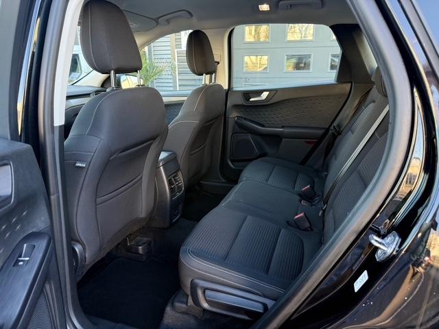 Ford Kuga II 2.0 Tdci 150ch s/S 4x2 Titanium