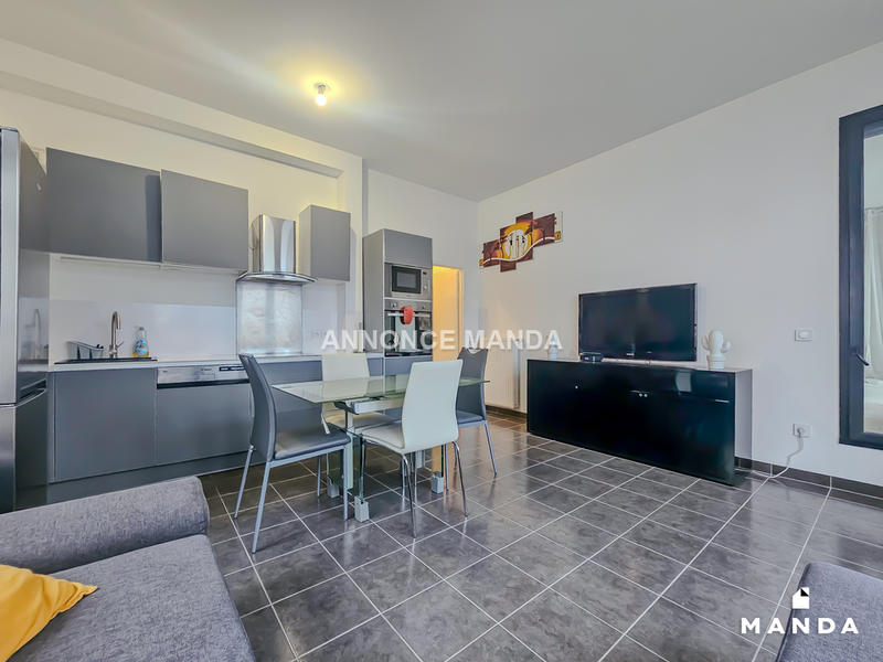 Chambre - 9 m² - 3 pièces