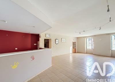 Maison de ville - 259 m² - 9 pièces