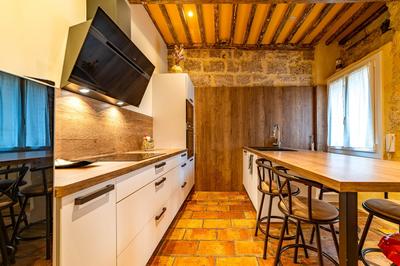 Maison - 274 m² - 10 pièces