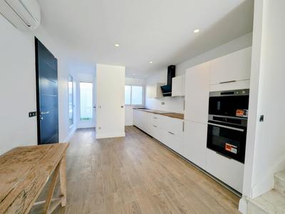 Maison - 121 m² - 5 pièces