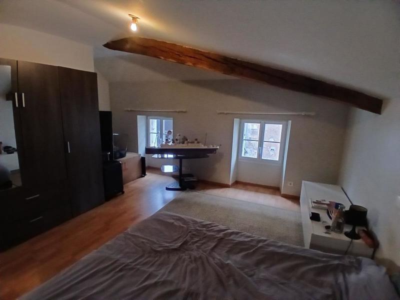 Appartement - 94 m² - 4 pièces