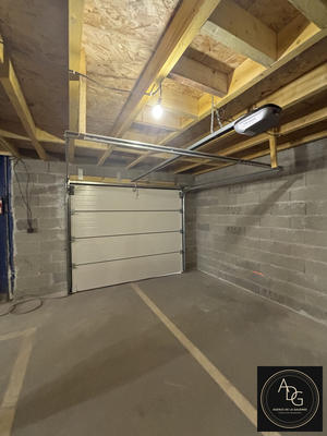 Local d'activités - 85 m² - 1 pièce