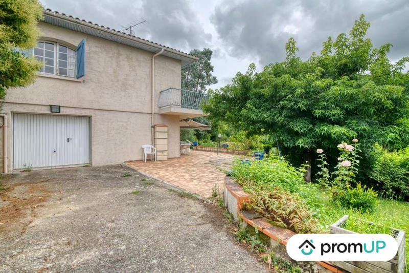 Maison traditionnelle - 147 m² - 6 pièces