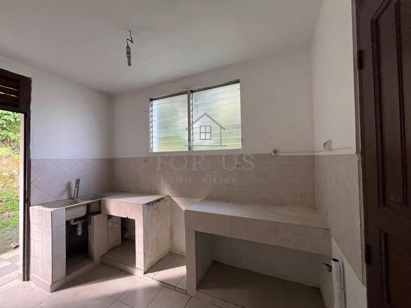 Maison - 144 m² - 9 pièces