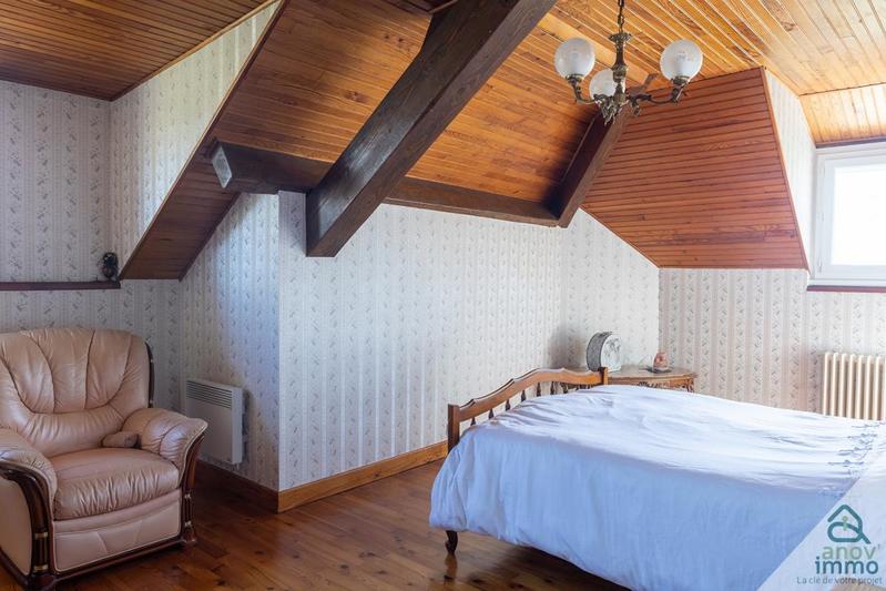 Maison - 166 m² - 7 pièces