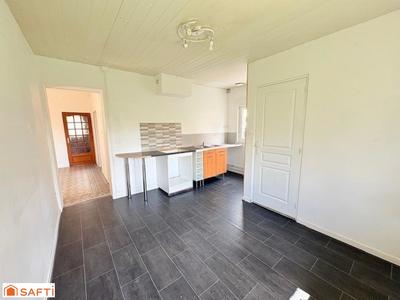 Maison - 95 m² - 7 pièces