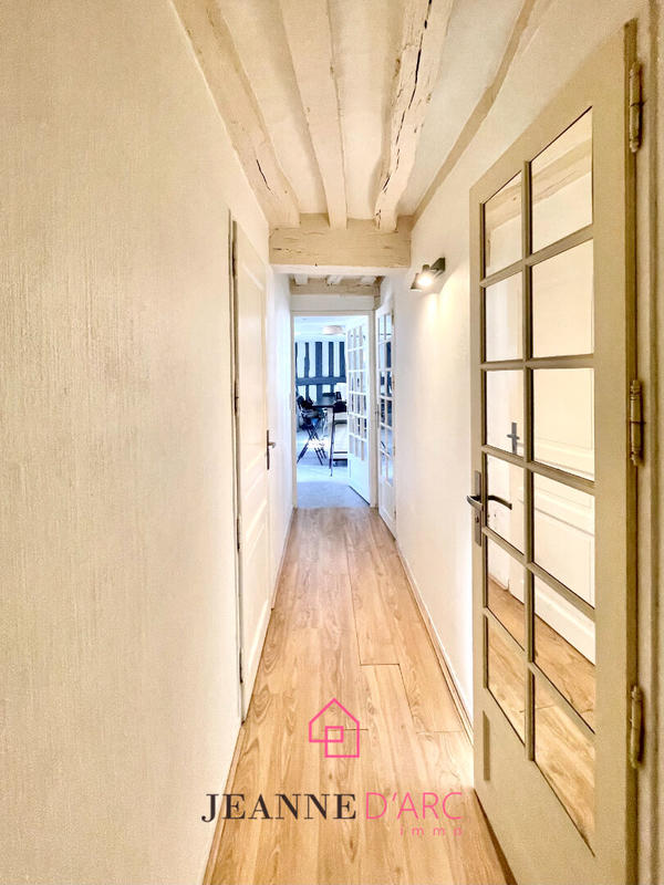 Appartement - 92 m² - 6 pièces