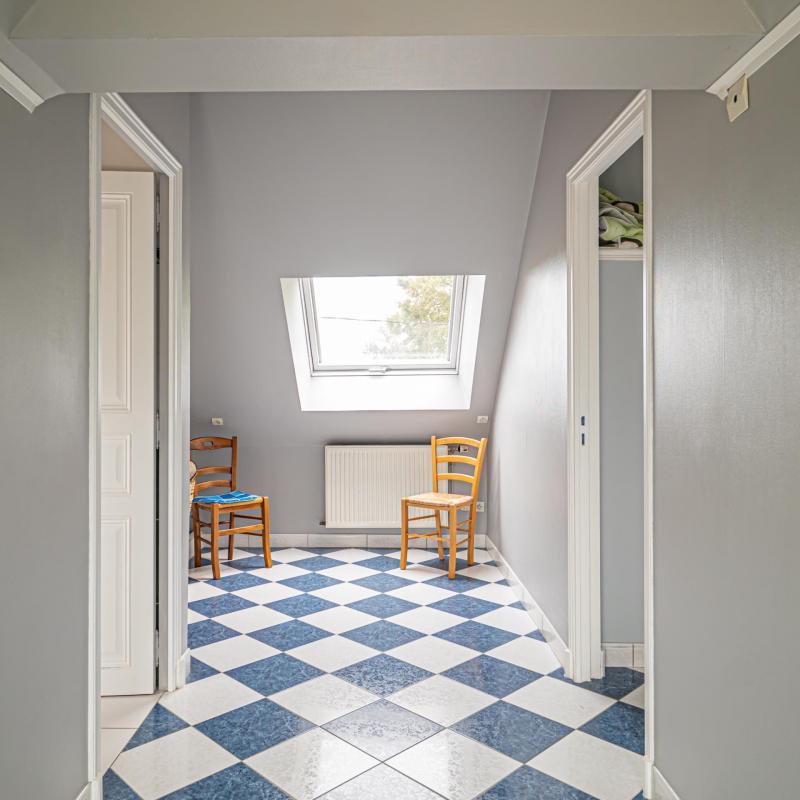 Maison - 230 m² - 8 pièces