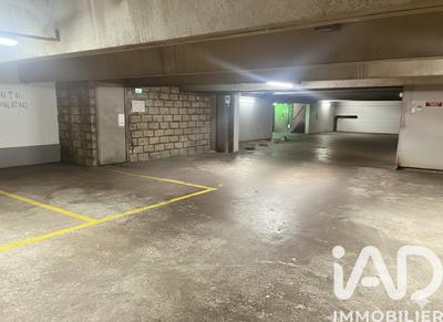 Parking - 12 m²