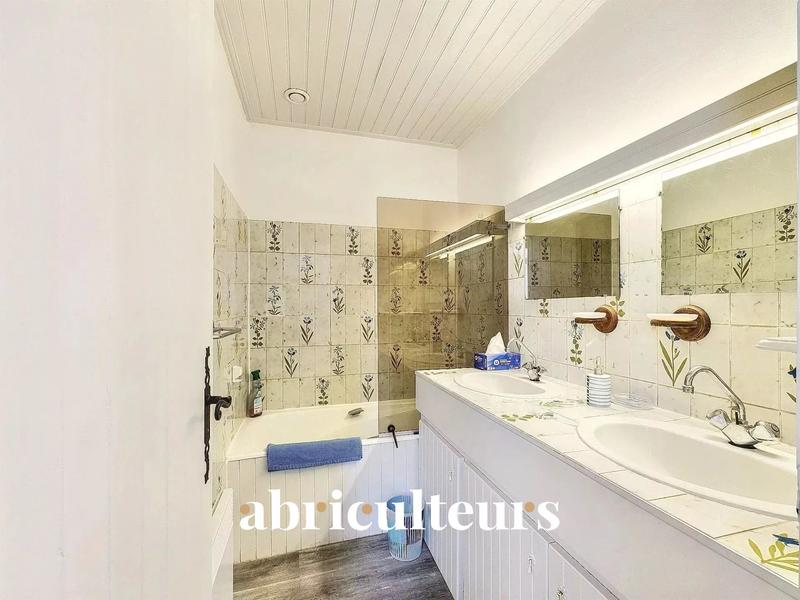 Maison - 75 m² - 6 pièces