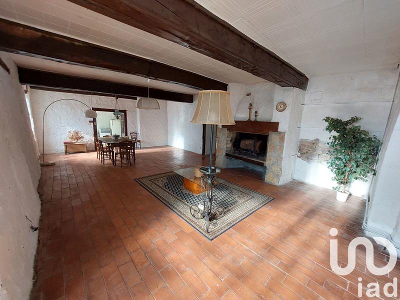 Maison - 242 m² - 7 pièces