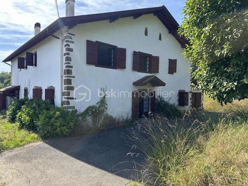 Propriété - 336 m² - 13 pièces