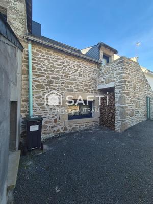 Maison - 216 m² - 9 pièces