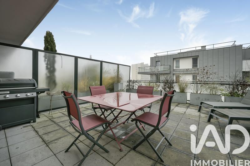 Appartement - 93 m² - 4 pièces