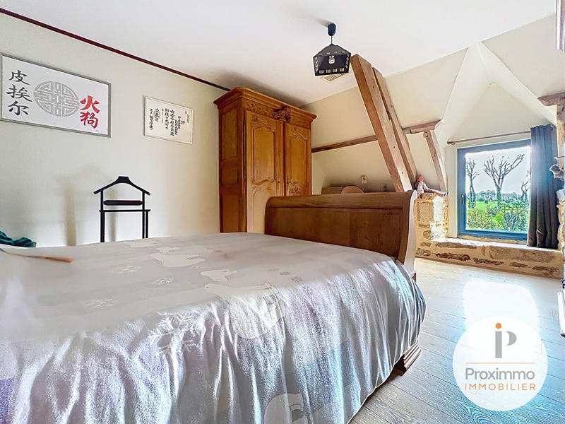 Maison - 238 m² - 6 pièces