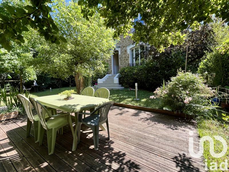 Maison - 175 m² - 8 pièces