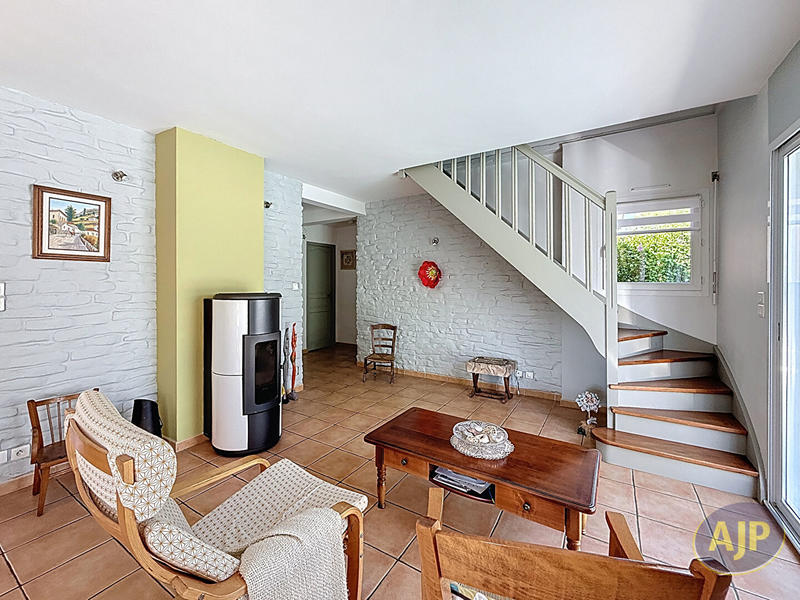 Maison - 135 m² - 7 pièces