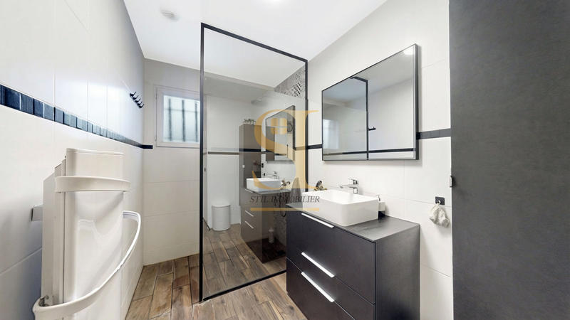 Maison - 101 m² - 5 pièces