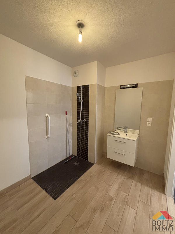 Appartement - 59 m² - 2 pièces