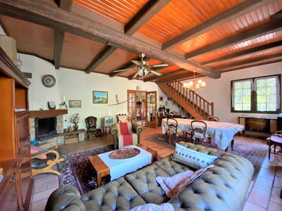 Maison - 165 m² - 6 pièces