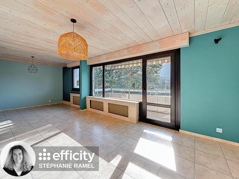 Appartement - 93 m² - 4 pièces