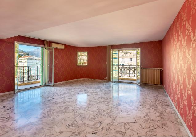 Appartement - 104 m² - 4 pièces