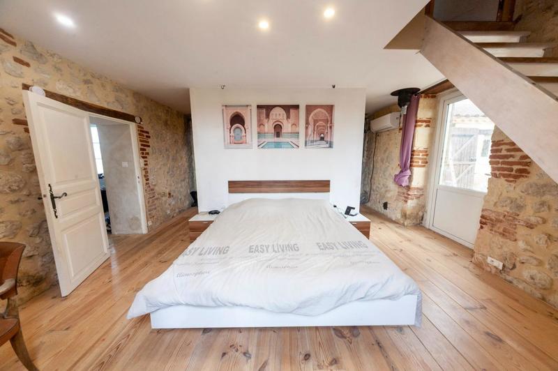 Maison - 271 m² - 11 pièces