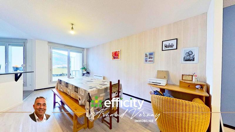 Appartement - 107 m² - 5 pièces