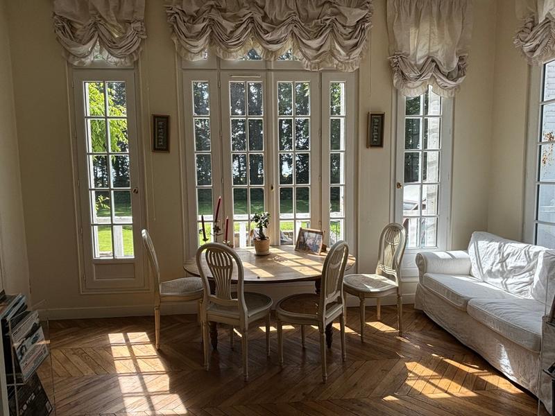 Maison de maîtres - 395 m² - 11 pièces