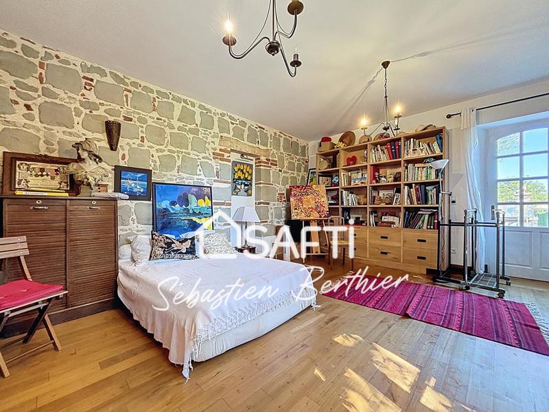 Maison de maîtres - 312 m² - 8 pièces