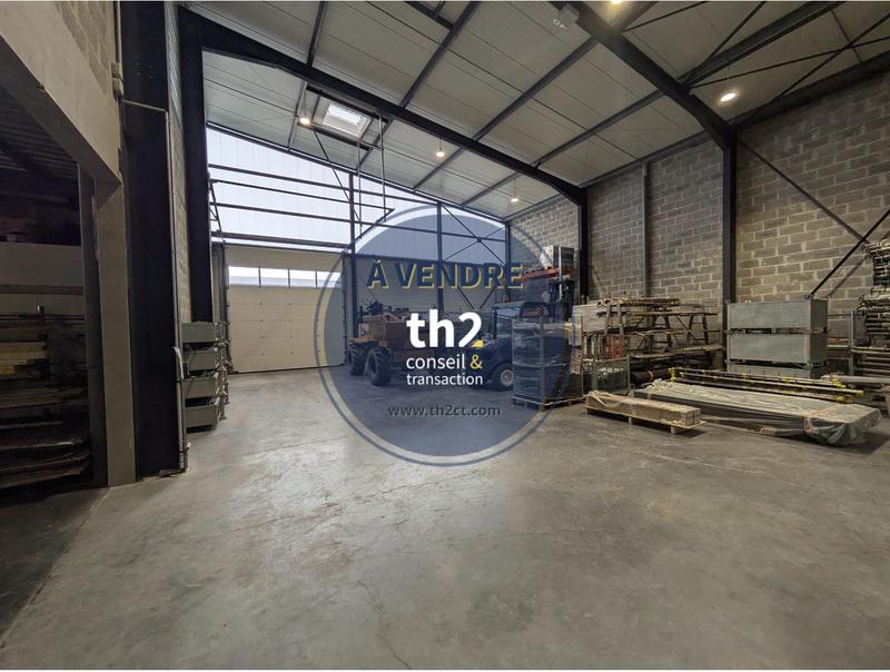 Local d'activités - 1 200 m²