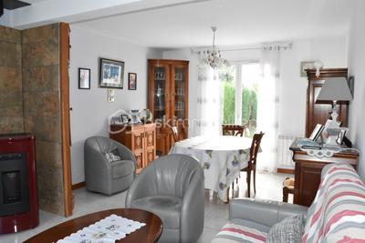 Maison - 77 m² - 3 pièces