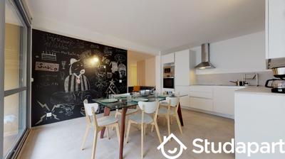 Chambre - 10 m² - 1 pièce