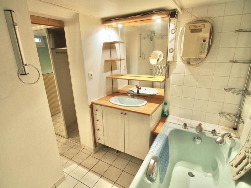 Appartement - 92 m² - 5 pièces