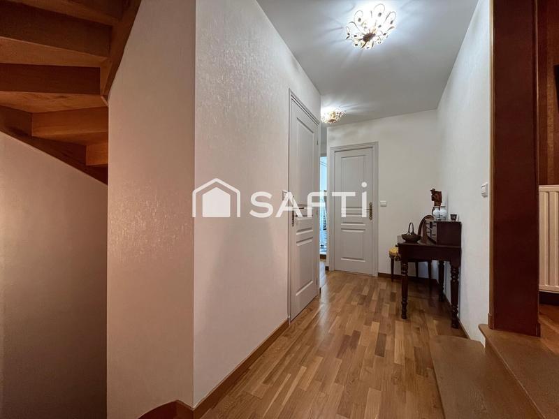 Maison - 177 m² - 6 pièces