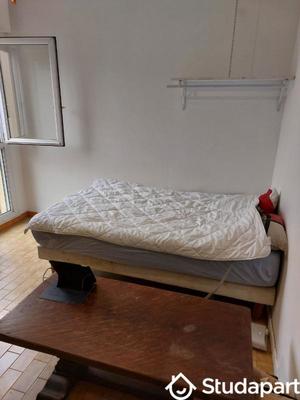 Chambre - 13 m² - 1 pièce