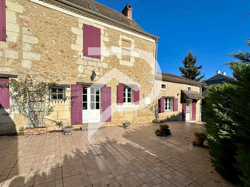 Maison - 152 m² - 8 pièces