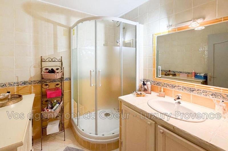 Appartement - 81 m² - 3 pièces