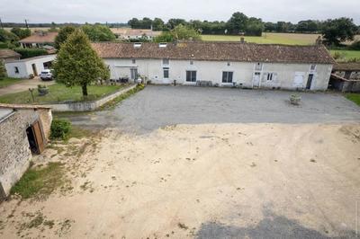 Longère - 300 m² - 10 pièces