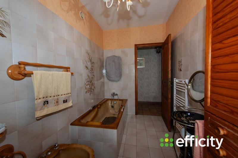 Appartement - 140 m² - 5 pièces