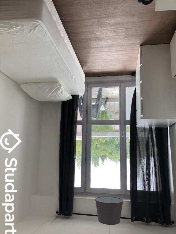 Chambre - 9 m² - 1 pièce