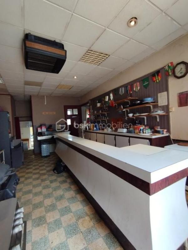 Maison - 236 m² - 15 pièces