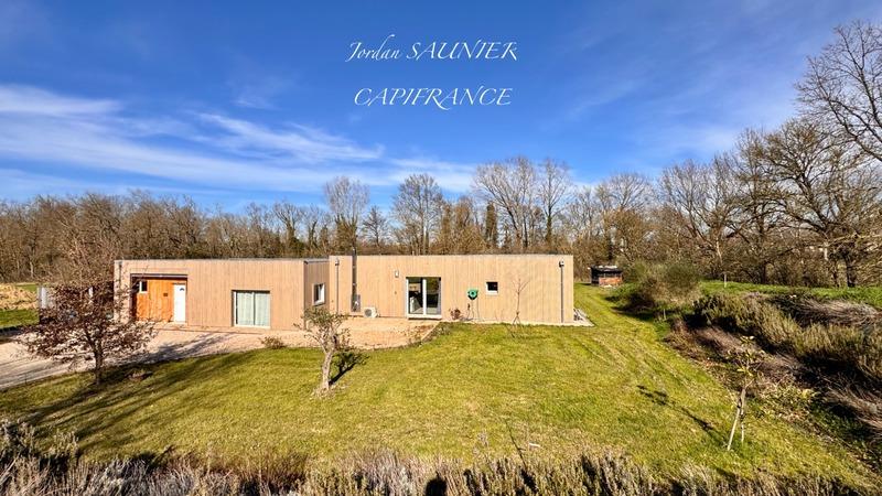 Maison - 180 m² - 7 pièces