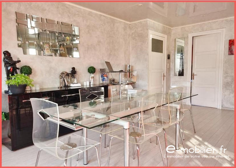 Maison traditionnelle - 95 m² - 4 pièces