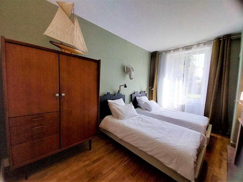 Propriété - 435 m² - 10 pièces